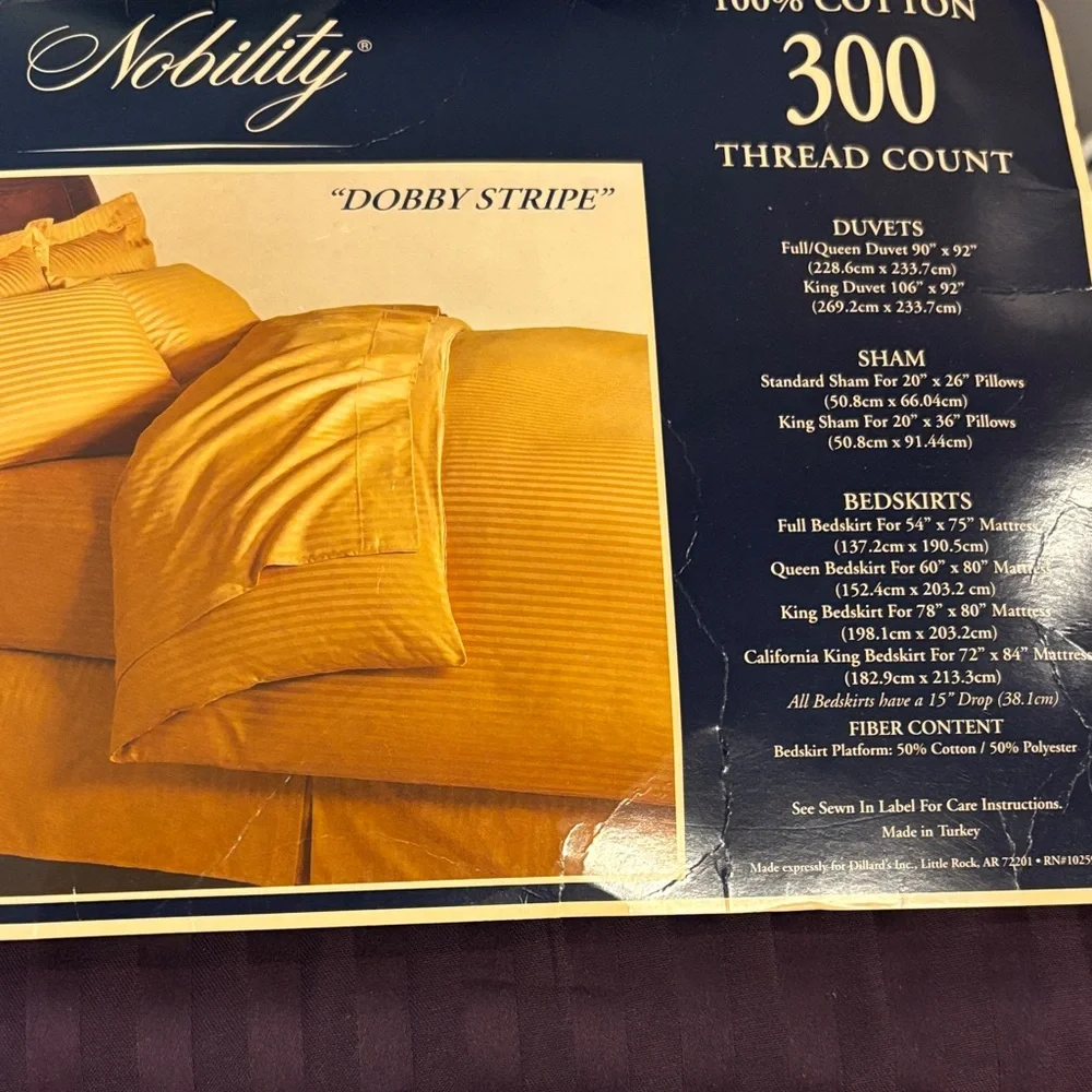 Duvet full/queen new Dobby Stripe Nobility 300 thread count cotton 90” x 92”